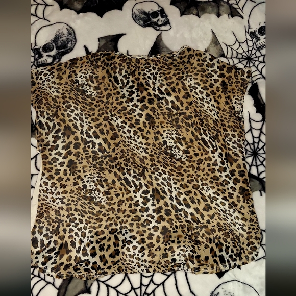 Y2K Cheetah Scene Top - Picture 8 of 9